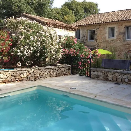 Semesterbostad Flaugies Flaux